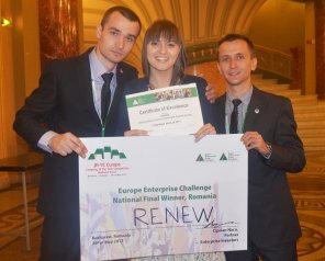 IS ReNeW, Compania Anului 2013 în România