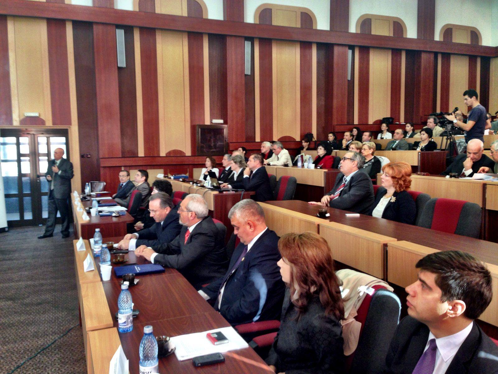 tuiasi-opened-the-2013-2014-academic-year-in-a-festive-senate-session