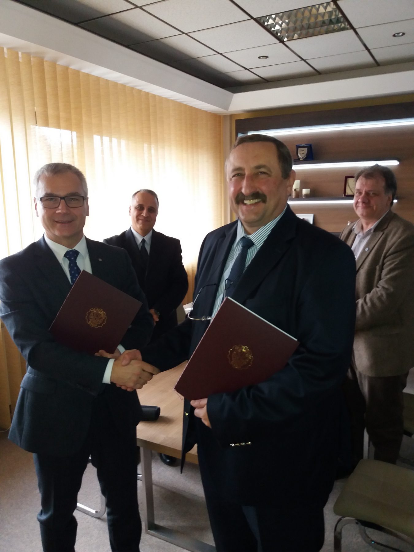 acord-bilateral-semnat-intre-universitatea-tehnica-si-universitatea-sileziana-din-gliwice-polonia