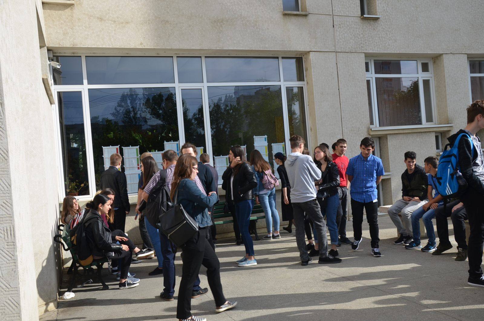 600-de-studenti-din-toata-tara-au-participat-la-faza-nationala-a-concursului-adolf-haimovici