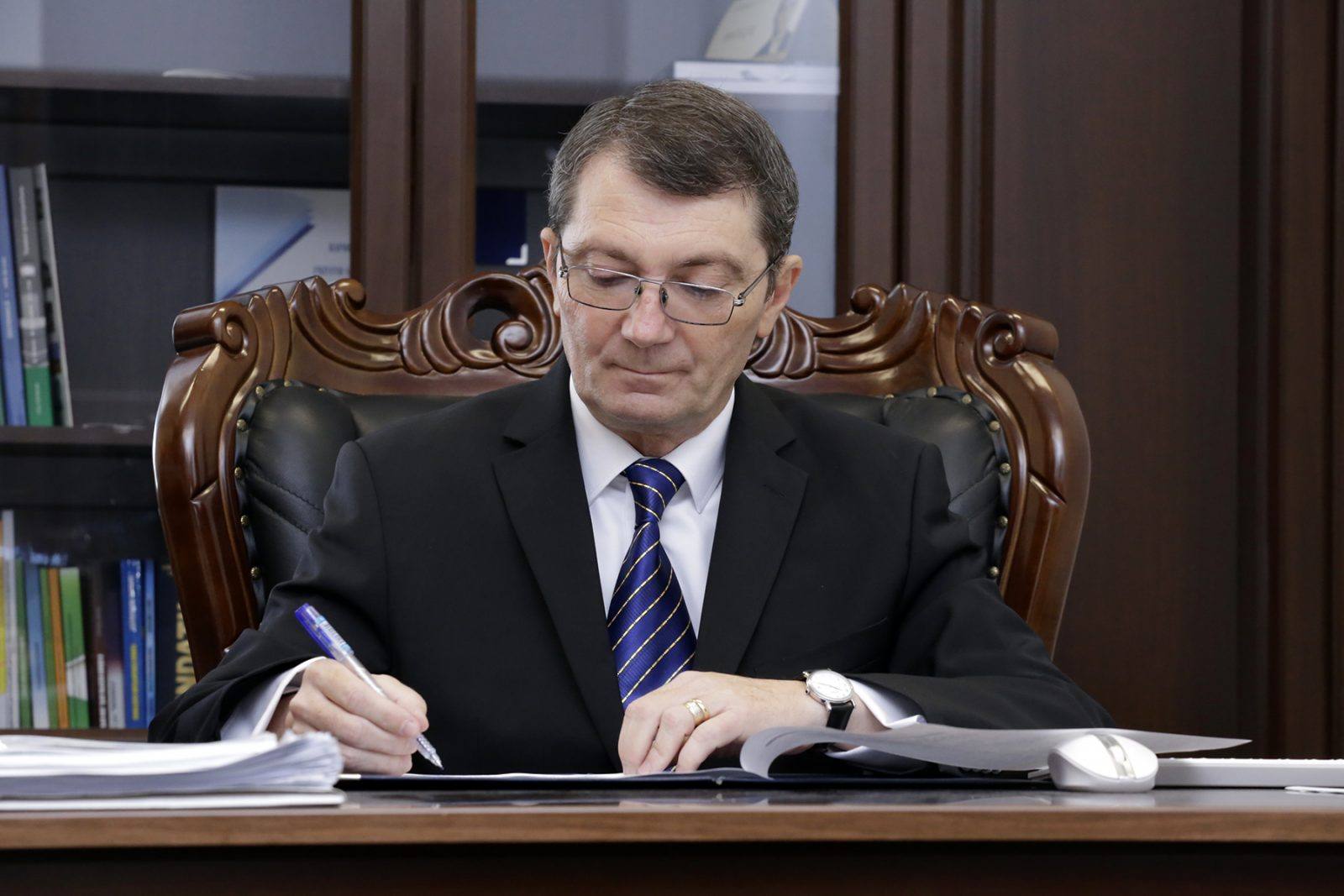 prof-univ-dr-ing-doru-adrian-panescu-a-demisionat-din-functia-de-presedinte-al-senatului-universitatii-tehnice-gheorghe-asachi-din-iasi