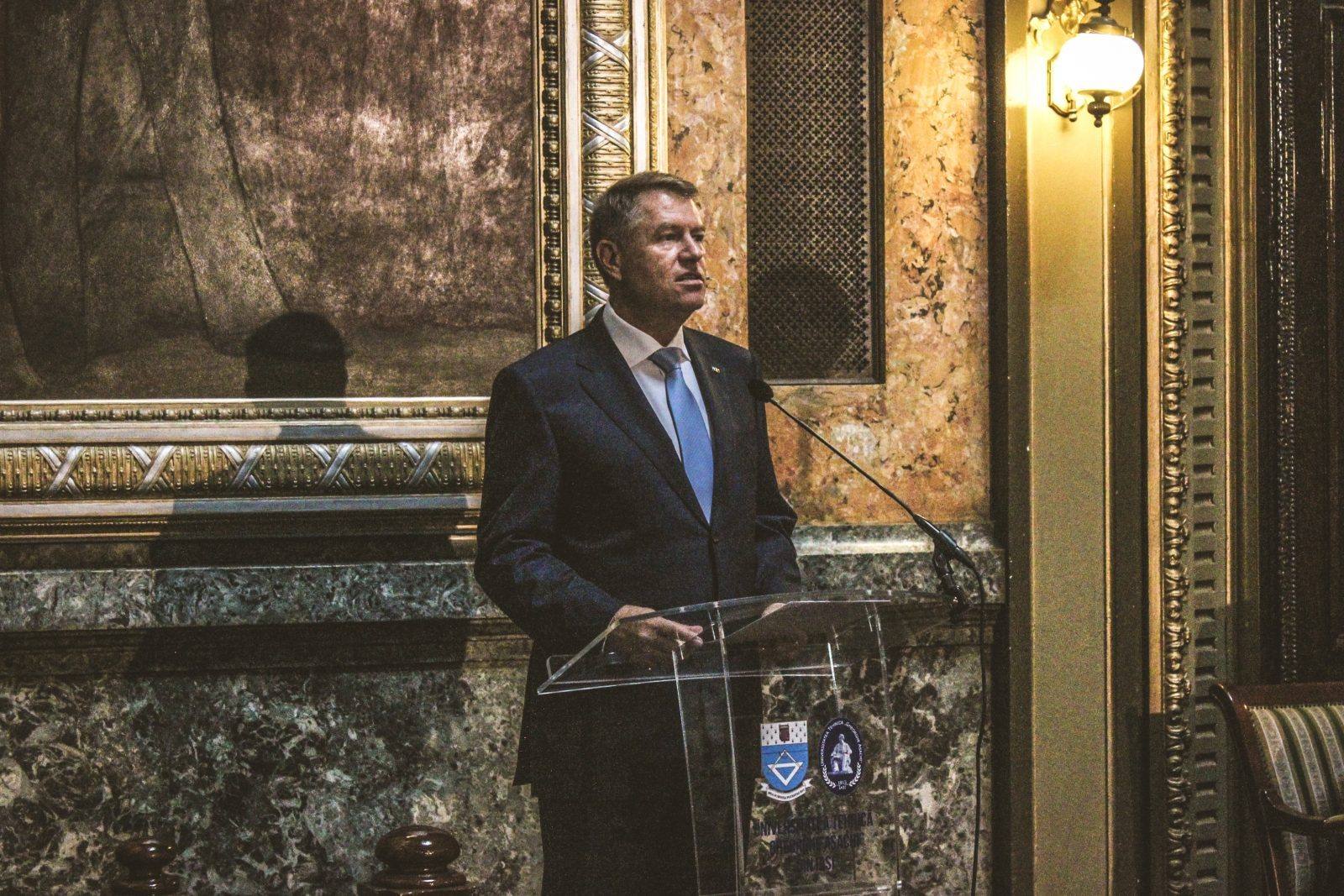 tuiasi-un-port-drapel-al-invatamantului-tehnic-romanesc-presedintele-romaniei-klaus-iohannis-la-deschiderea-anului-universitar